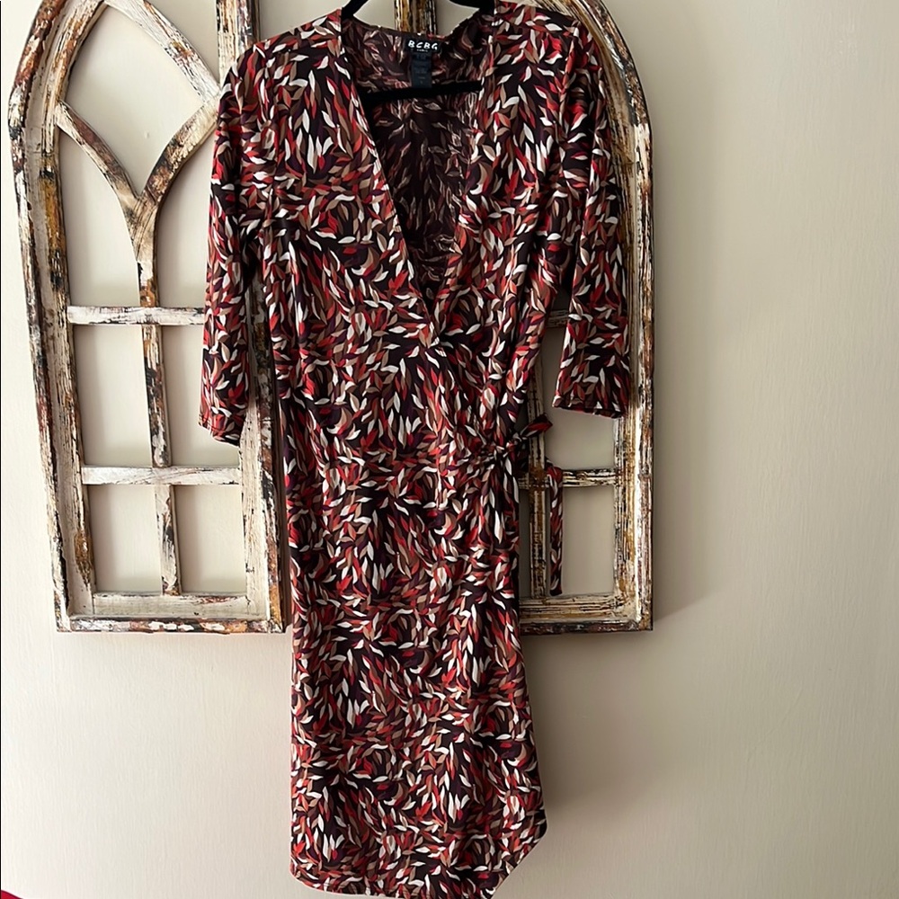 BCBG Paris Multicolor Leaf Pattern Dress